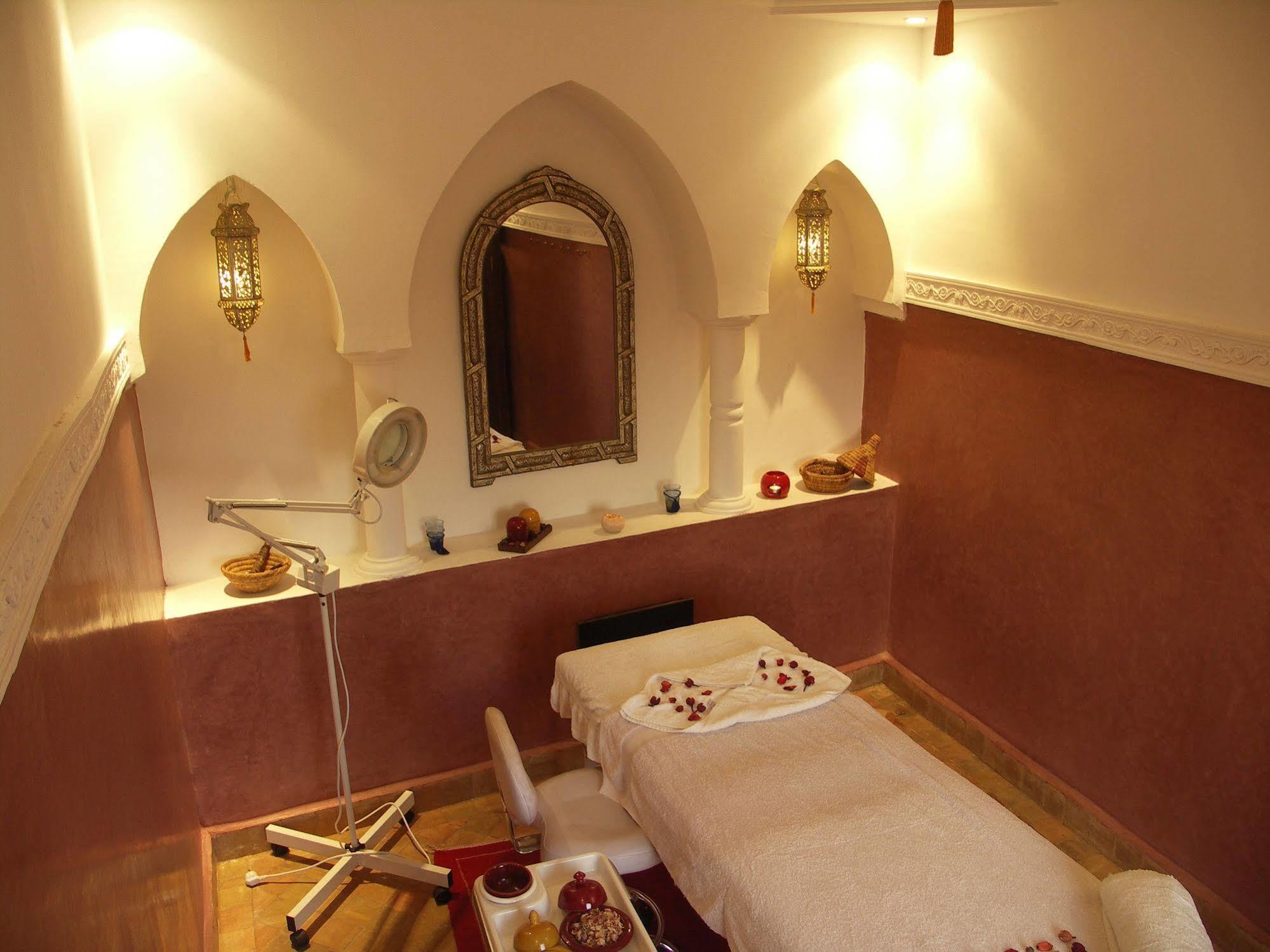 Riad El Noujoum 마라케시 외부 사진